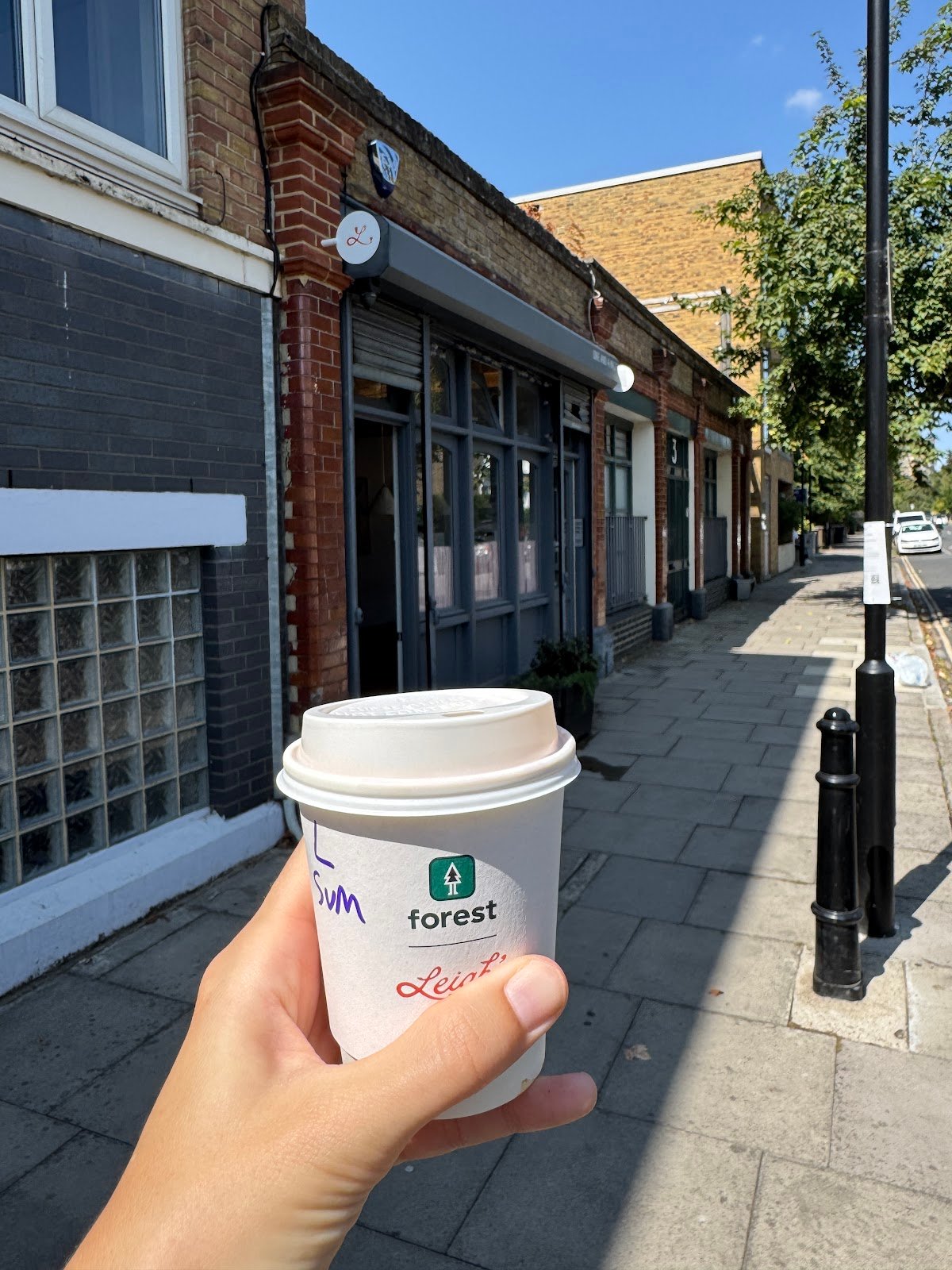 Leigh's specialty coffee shop in London - photo 6