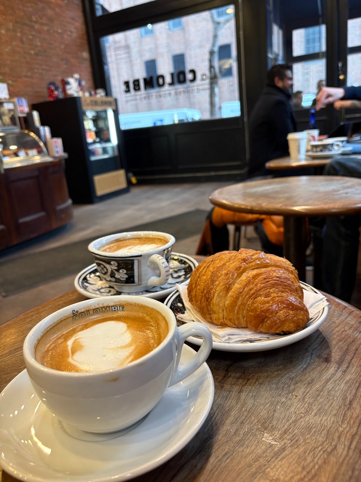 La Colombe Coffee Workshop specialty coffee shop in New York - photo 3