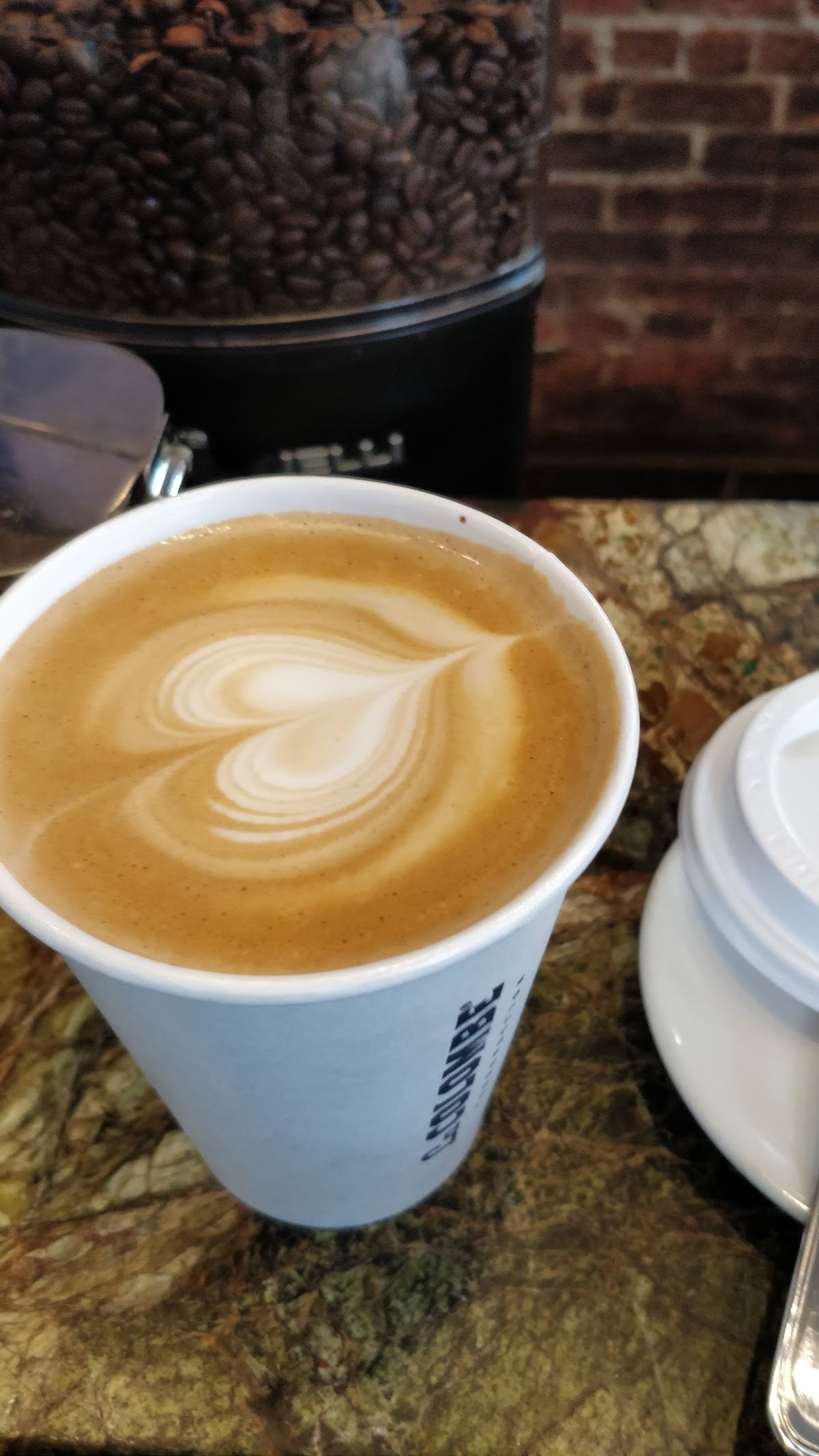 La Colombe Coffee Workshop specialty coffee shop in New York - photo 8