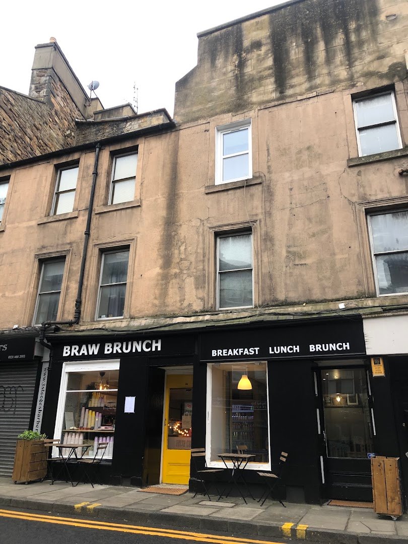 Storefront of Braw brunch, specialty coffee shop in Edinburgh