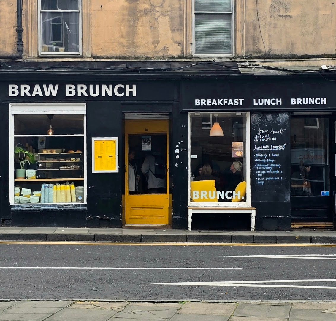 Storefront of Braw brunch, specialty coffee shop in Edinburgh