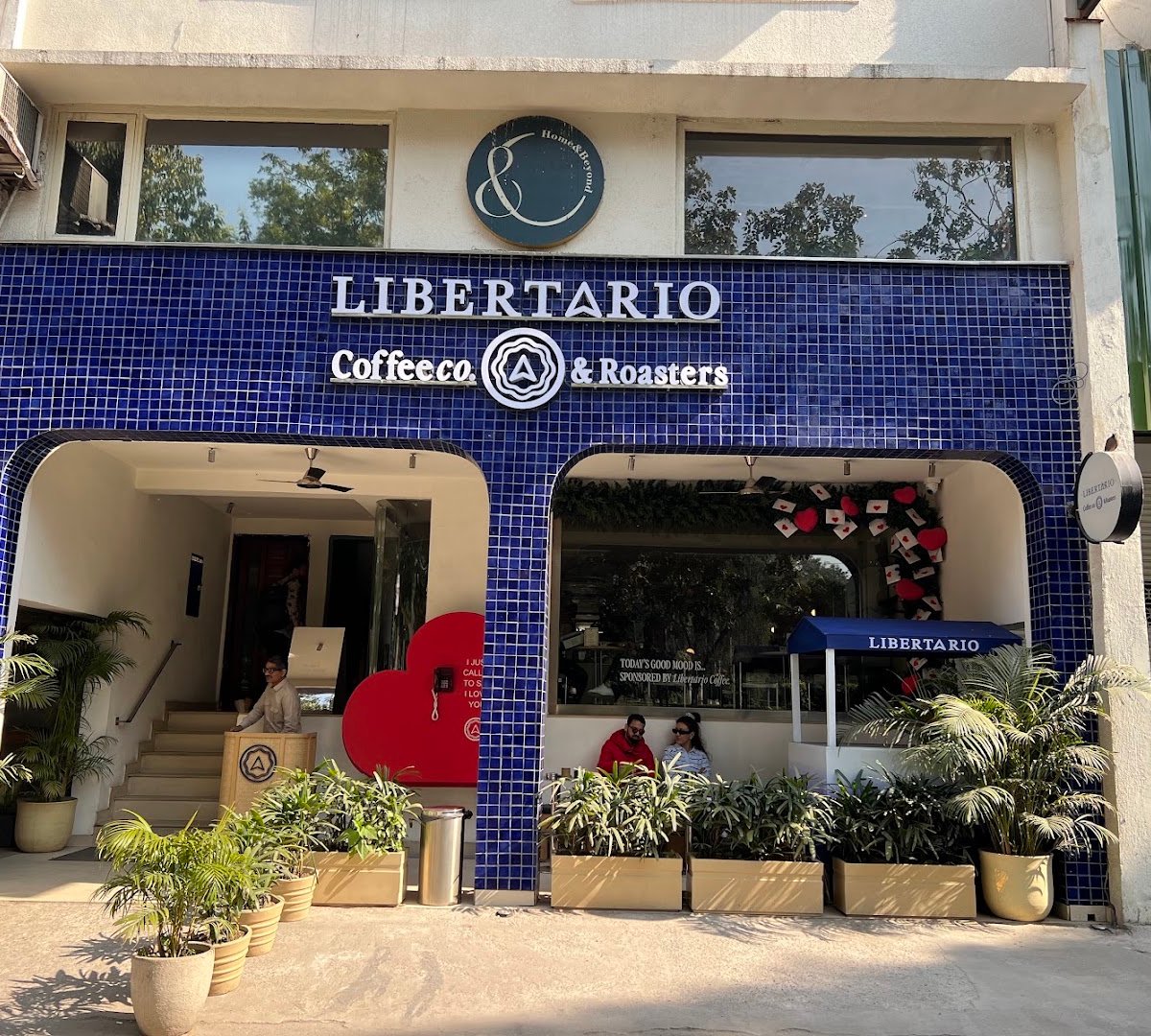 Libertario Coffee Roasters India specialty coffee shop in Delhi - photo 3