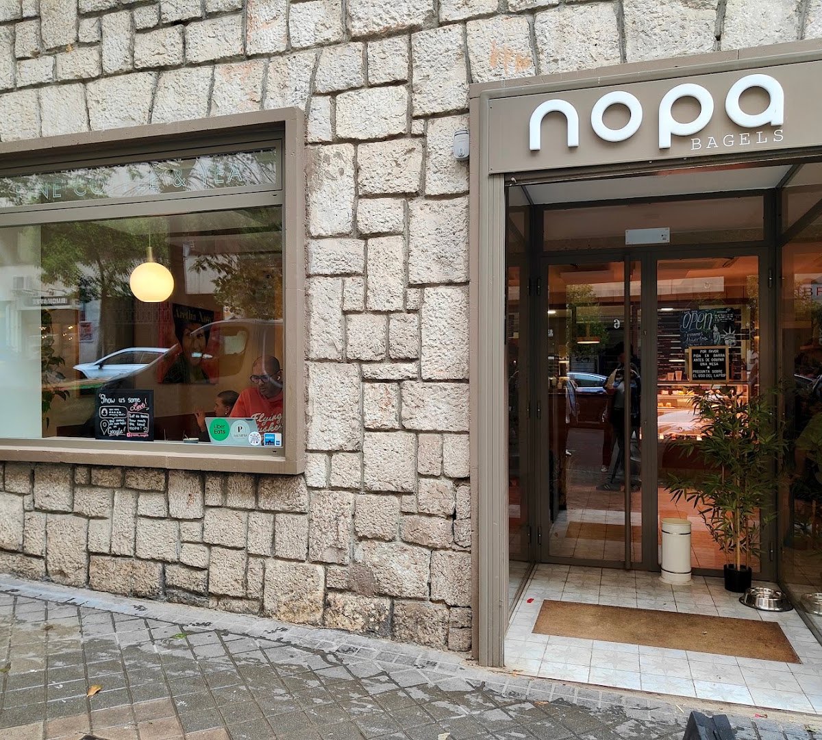 nopa bagels specialty coffee shop in Madrid - photo 5