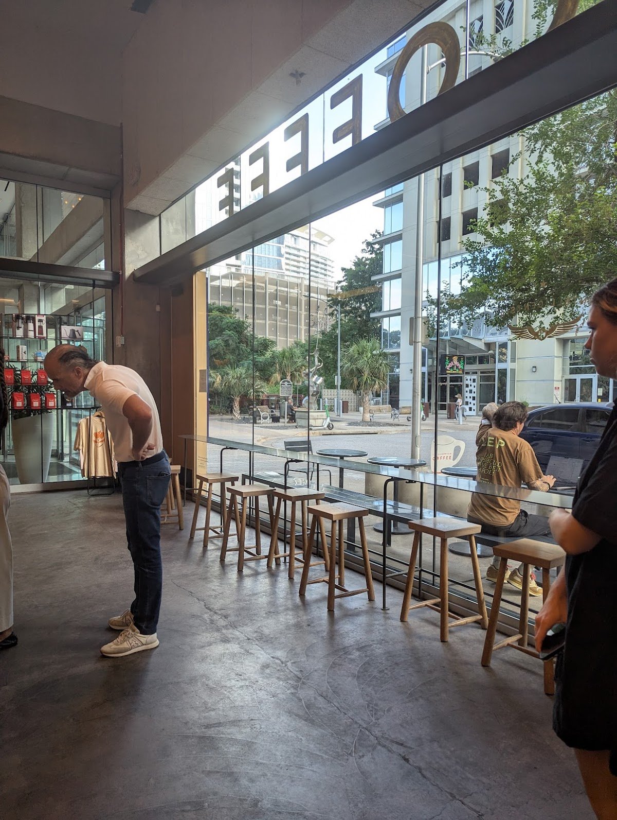 Intelligentsia Coffee Shoal Creek Coffeebar specialty coffee shop in Austin - photo 3