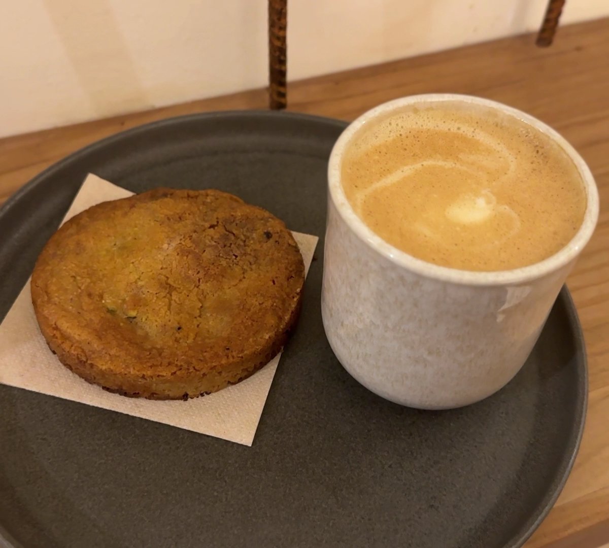 Botánica specialty coffee shop in Madrid - photo 10