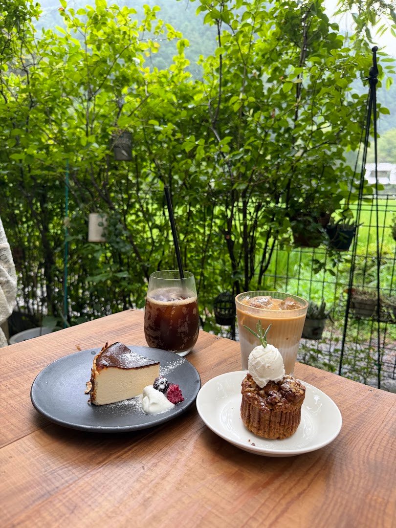 Coffee at Miik COFFEE ROASTERY, specialty coffee shop in Tokyo
