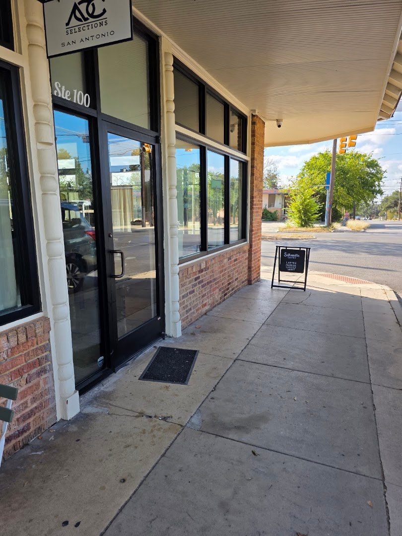 Storefront of Silhouette Coffee, specialty coffee shop in San Antonio
