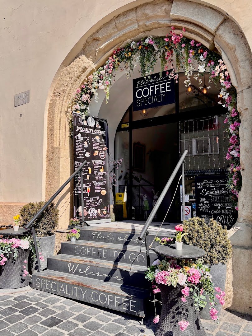 Flat White Art specialty coffee shop in Budapest - photo 6