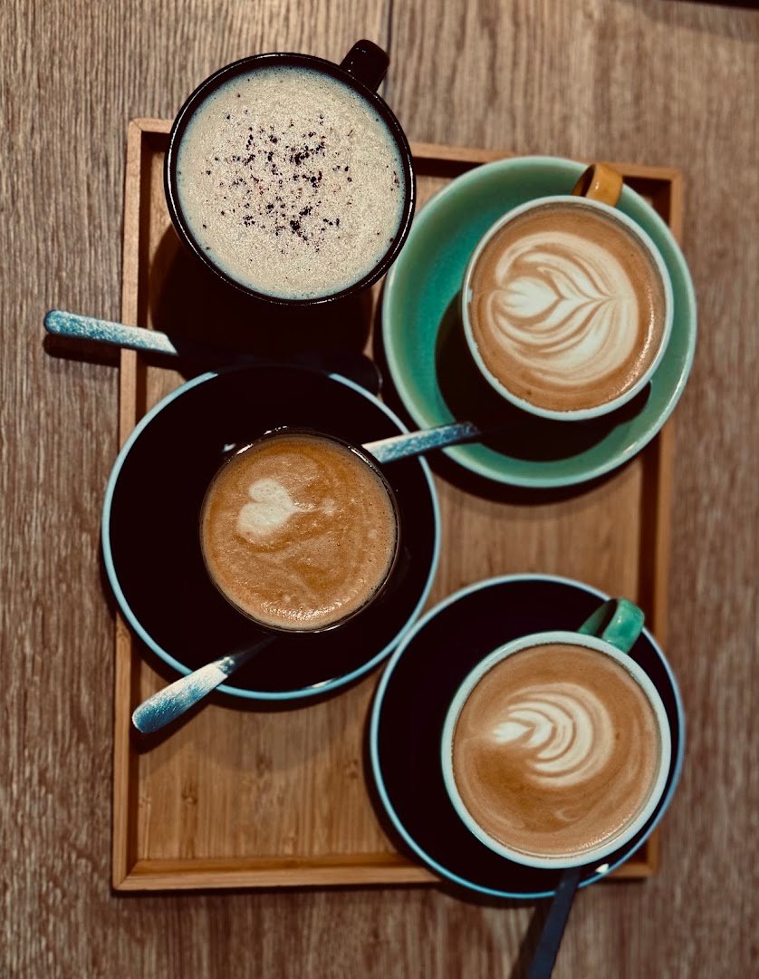 Flat White Art specialty coffee shop in Budapest - photo 7