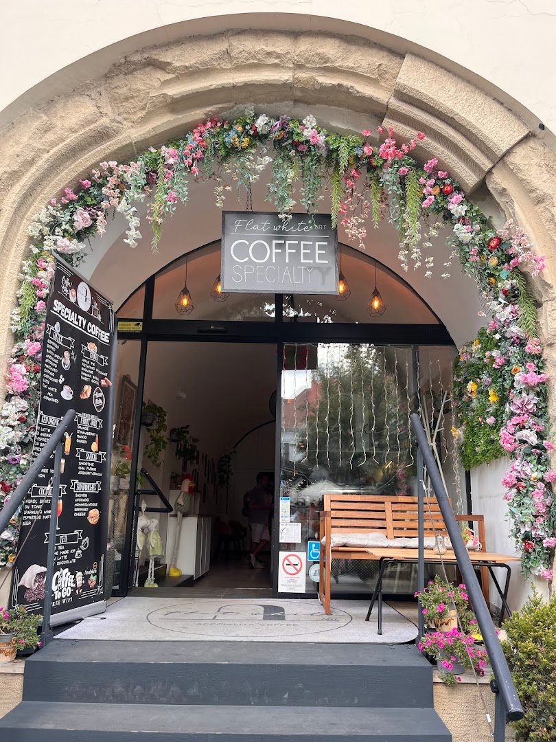 Flat White Art specialty coffee shop in Budapest - photo 8