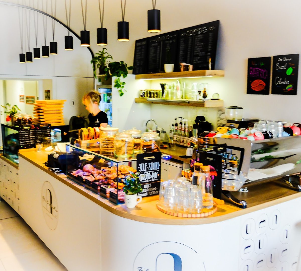 Flat White Art specialty coffee shop in Budapest - photo 10