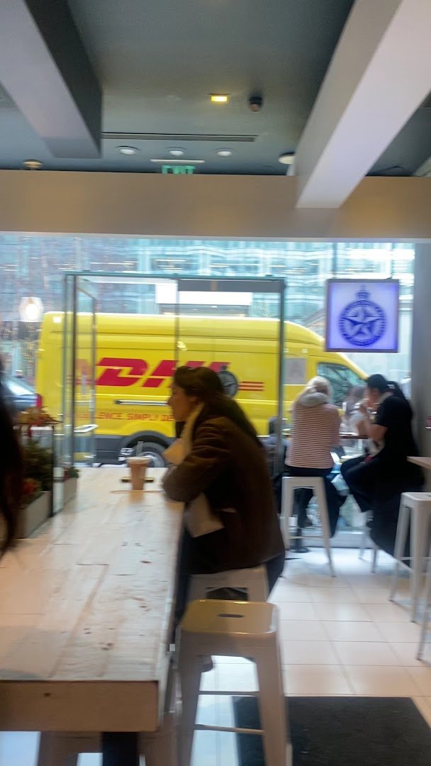 Bluestone Lane Bryant Park Coffee Shop specialty coffee shop in New York - photo 5