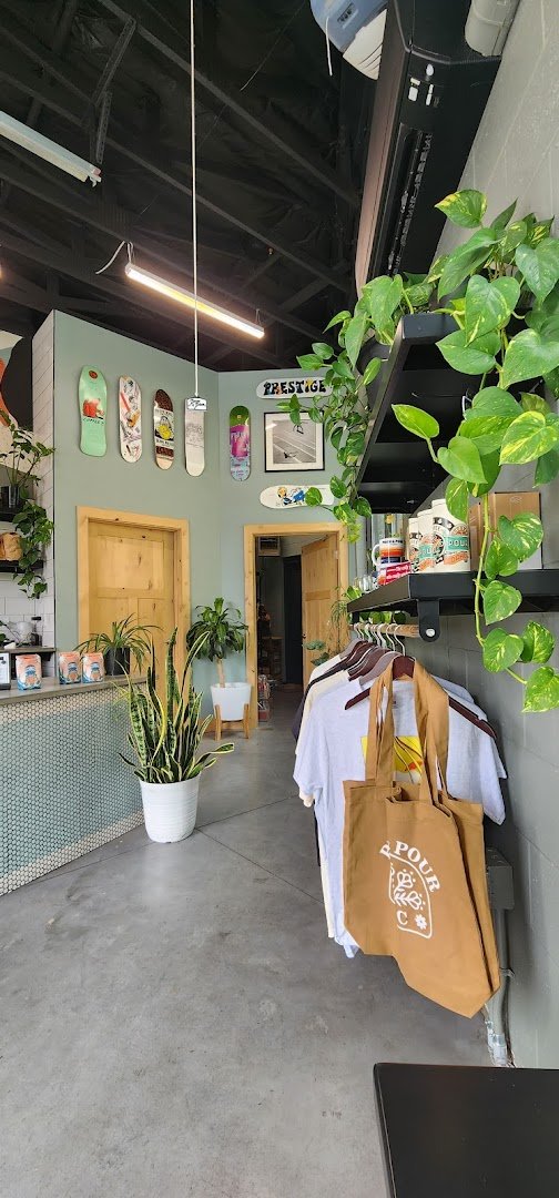 Push & Pour specialty coffee shop in Boise - photo 4