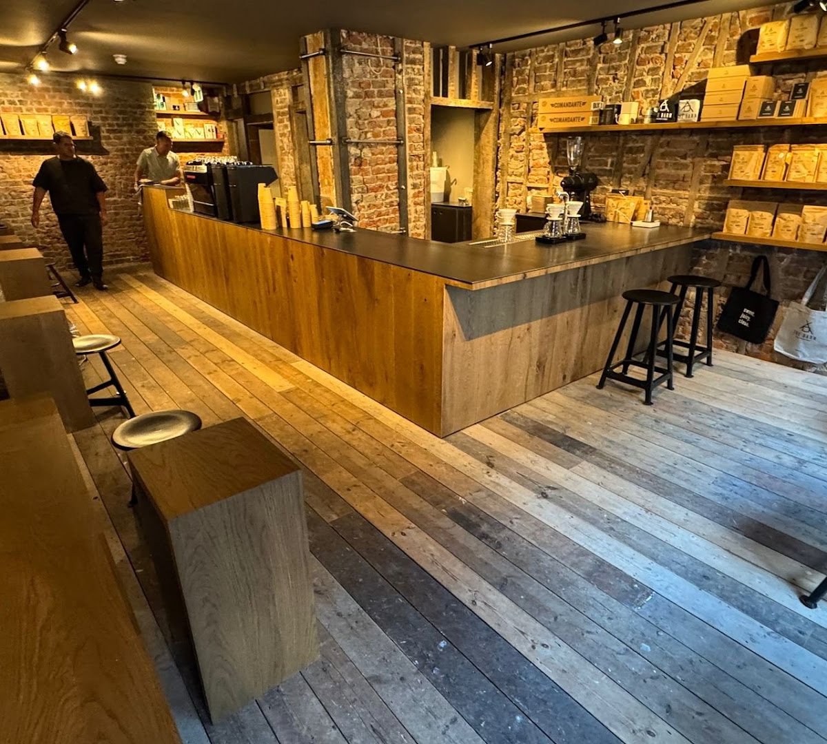 THE BARN Café Charlotte Street specialty coffee shop in London - photo 4