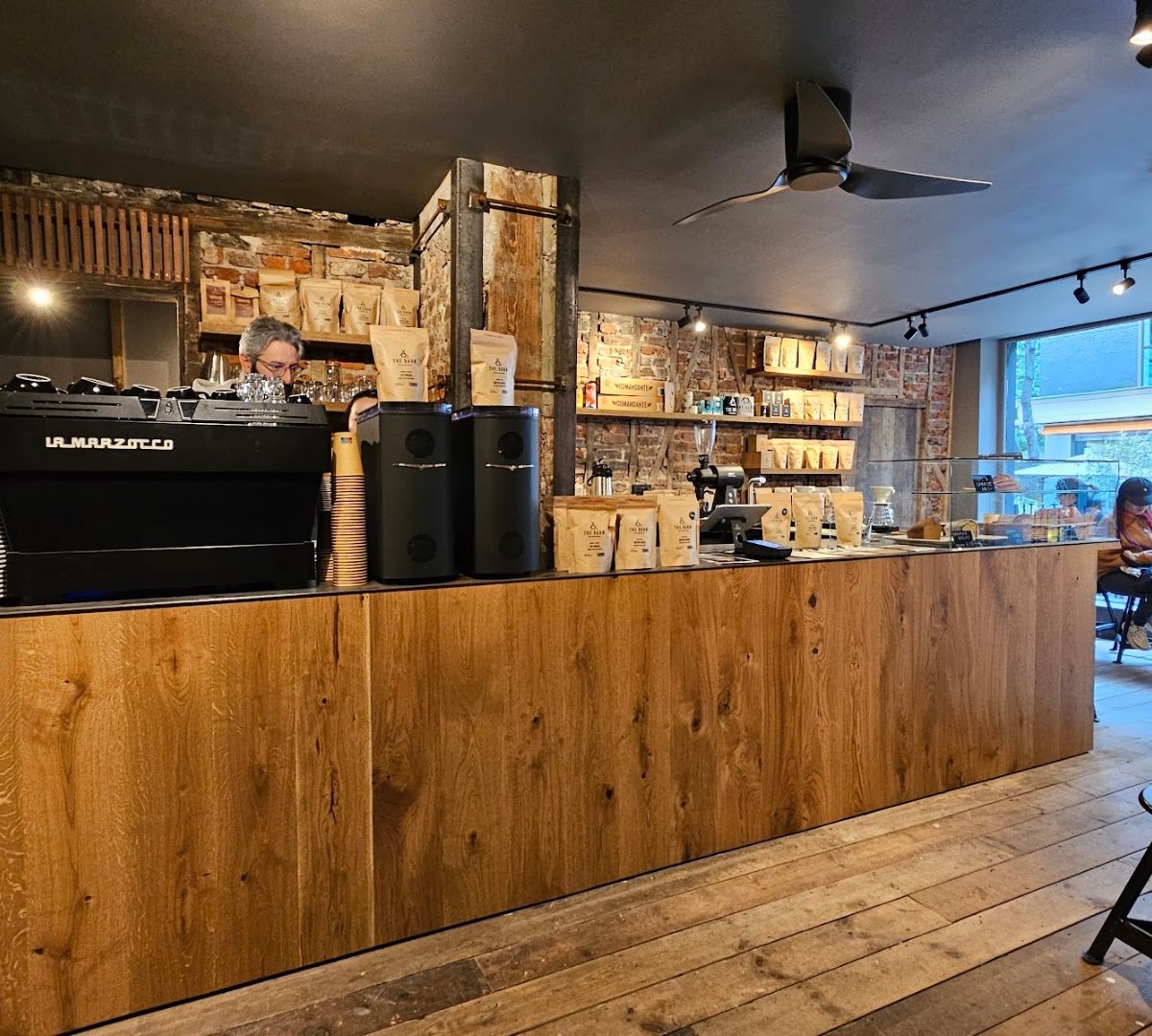 THE BARN Café Charlotte Street specialty coffee shop in London - photo 5