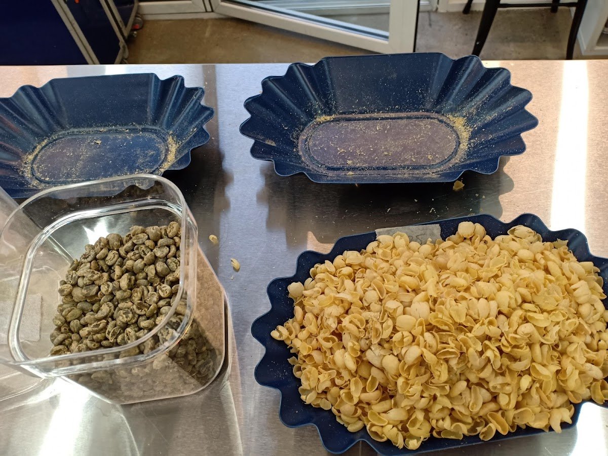 Amsterdam Coffee Lab specialty coffee shop in Amsterdam - photo 4