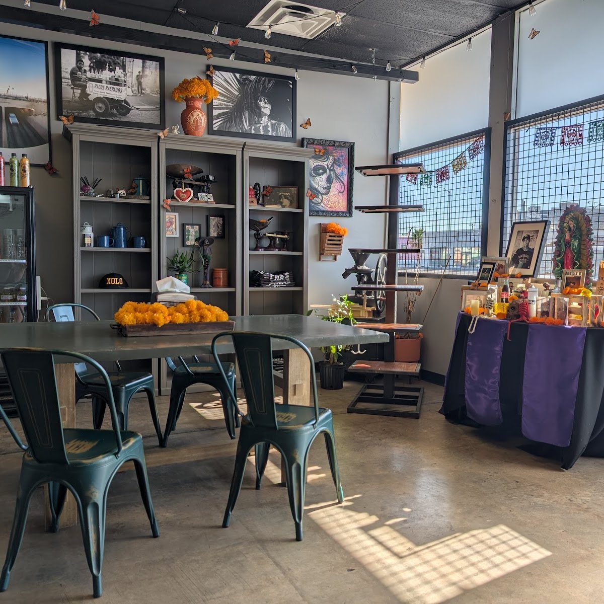 Xolo Coffee specialty coffee shop in Phoenix - photo 8