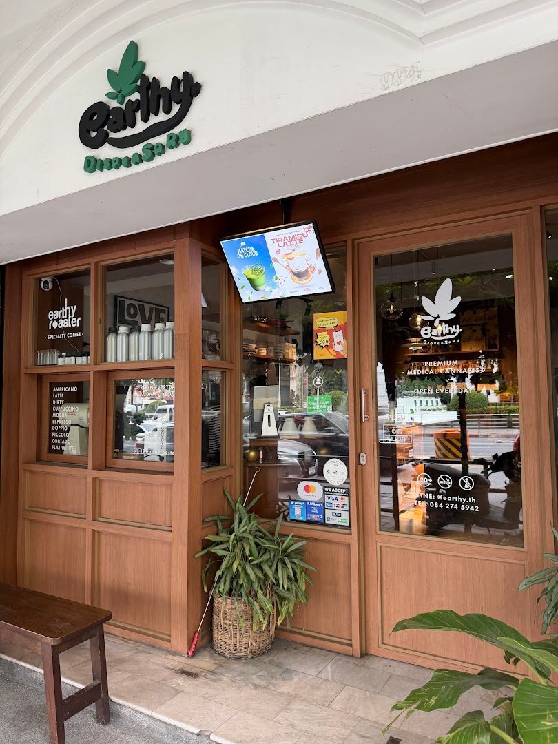 Earthy Roaster (Specialty Coffee) specialty coffee shop in Bangkok - photo 10