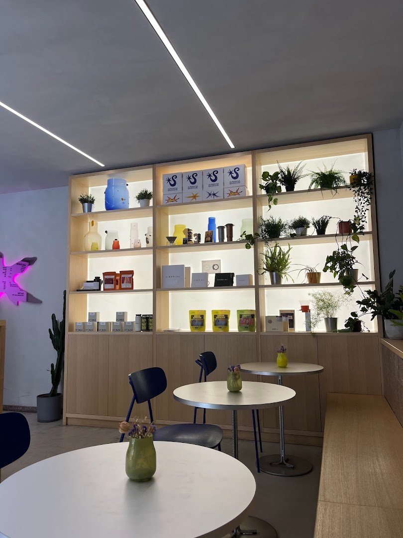Interior of Supernova Bakehouse, specialty coffee shop in Prague