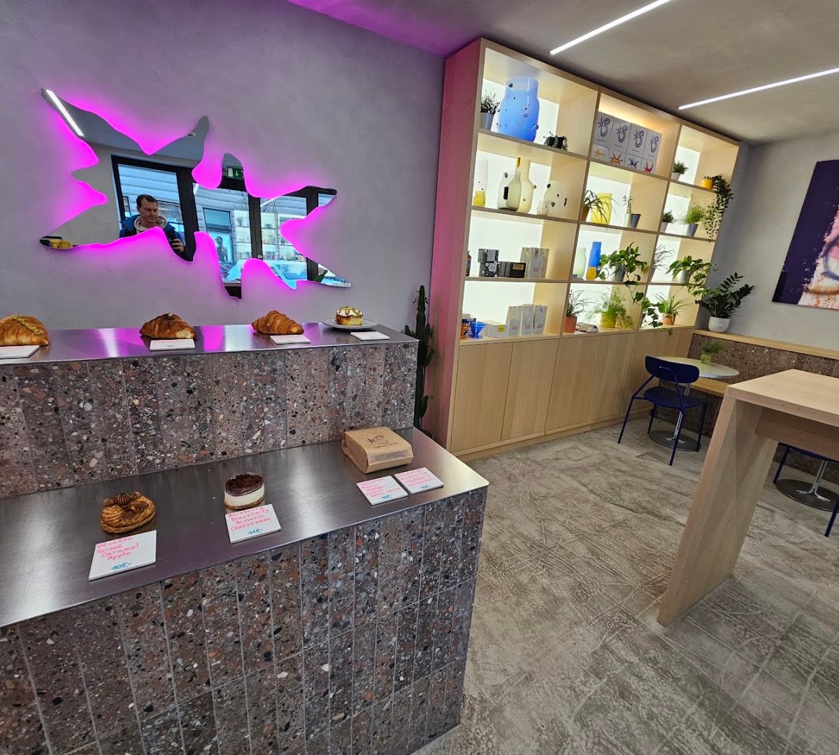 Interior of Supernova Bakehouse, specialty coffee shop in Prague