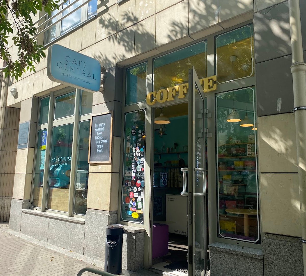 Storefront of Cafe Central Hoża, specialty coffee shop in Warsaw