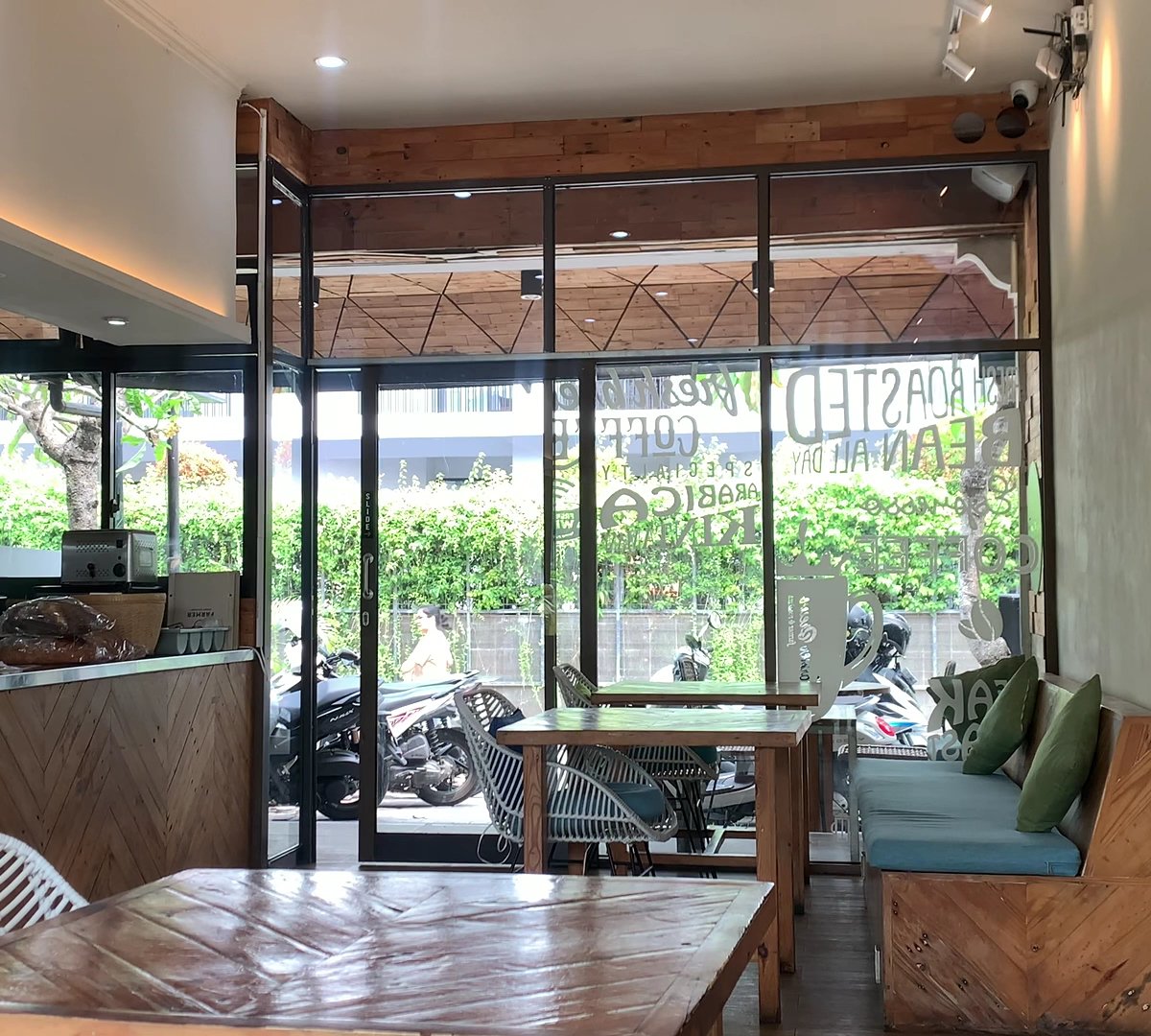 FARMER BREWS ROASTERY specialty coffee shop in Bali - photo 7