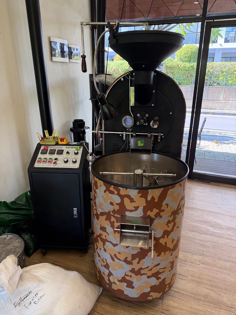 FARMER BREWS ROASTERY specialty coffee shop in Bali - photo 10
