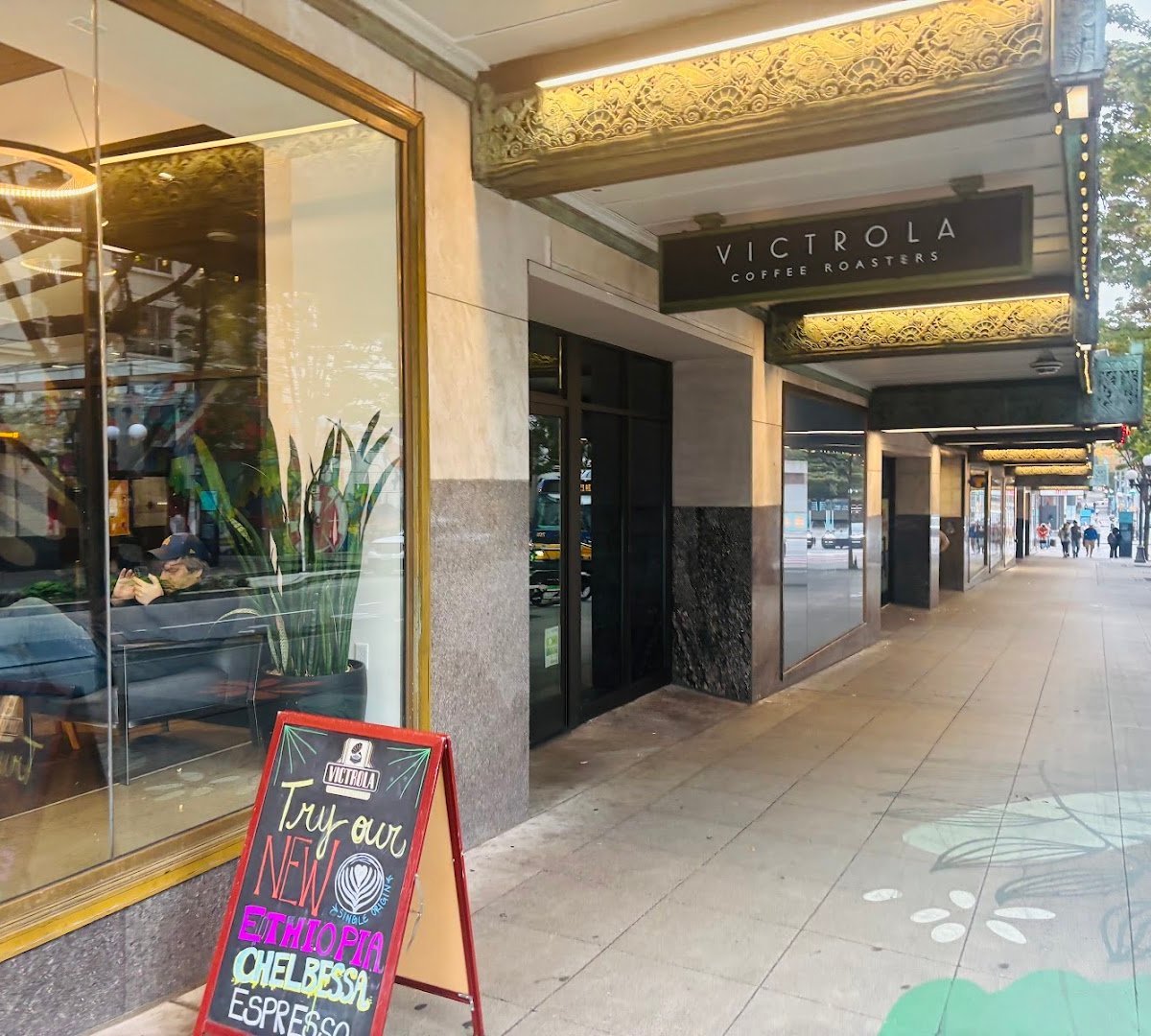 Victrola Coffee Roasters specialty coffee shop in Seattle - photo 6