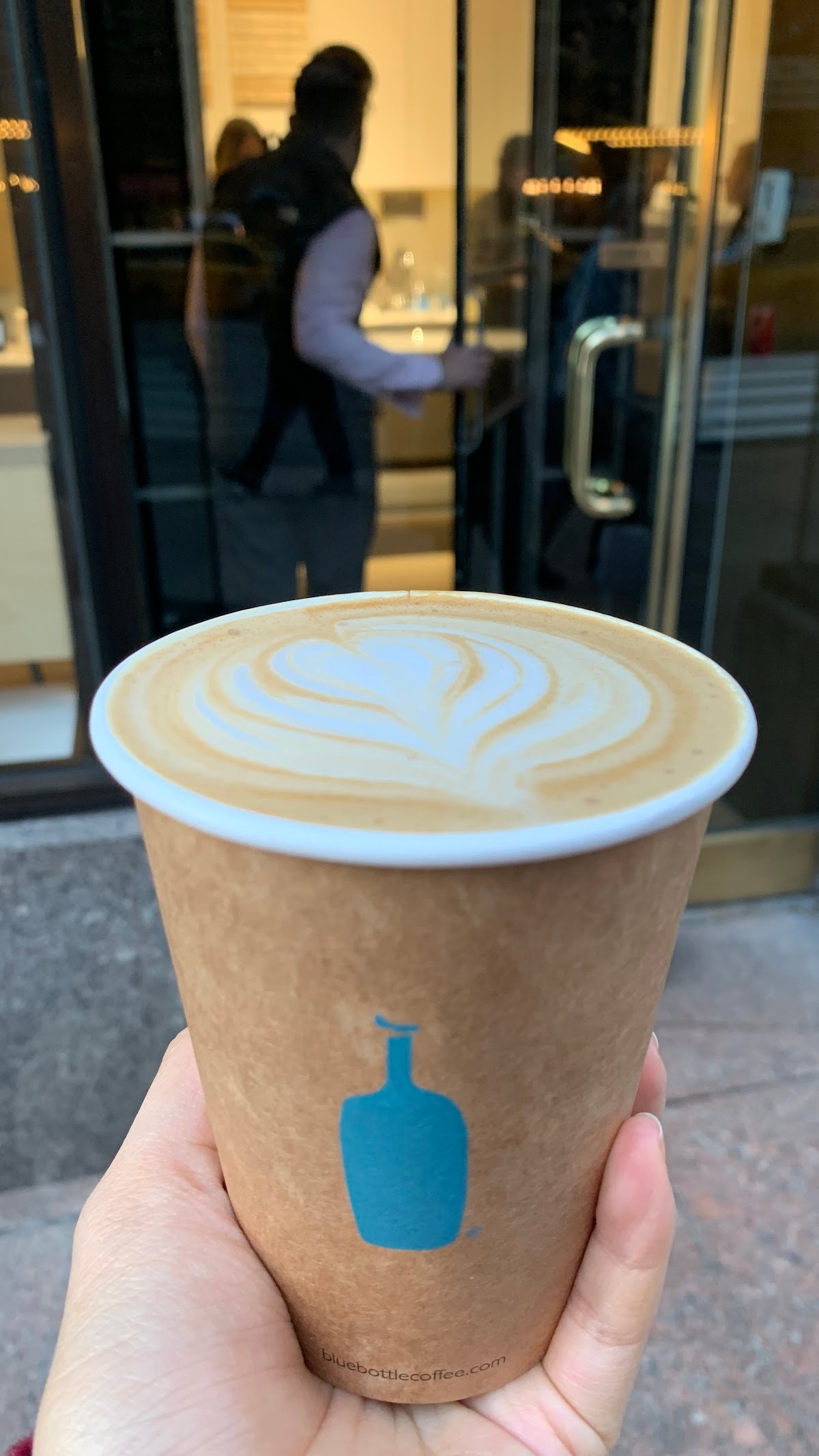 Blue Bottle Coffee specialty coffee shop in New York - photo 2