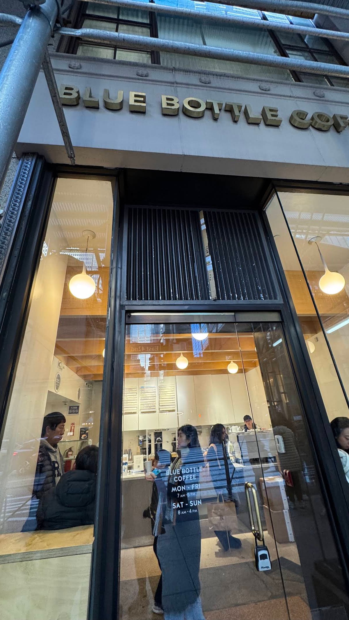 Blue Bottle Coffee specialty coffee shop in New York - photo 5