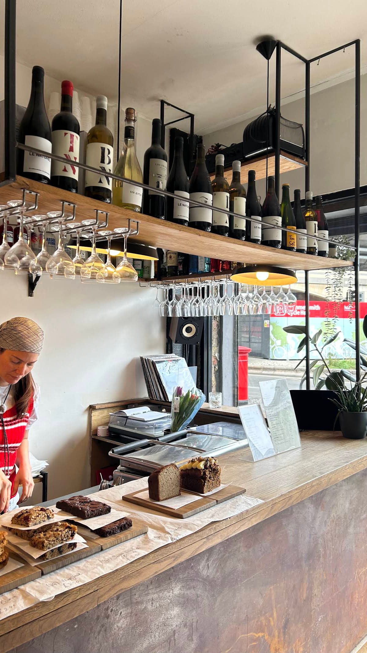 Antipode specialty coffee shop in London - photo 9