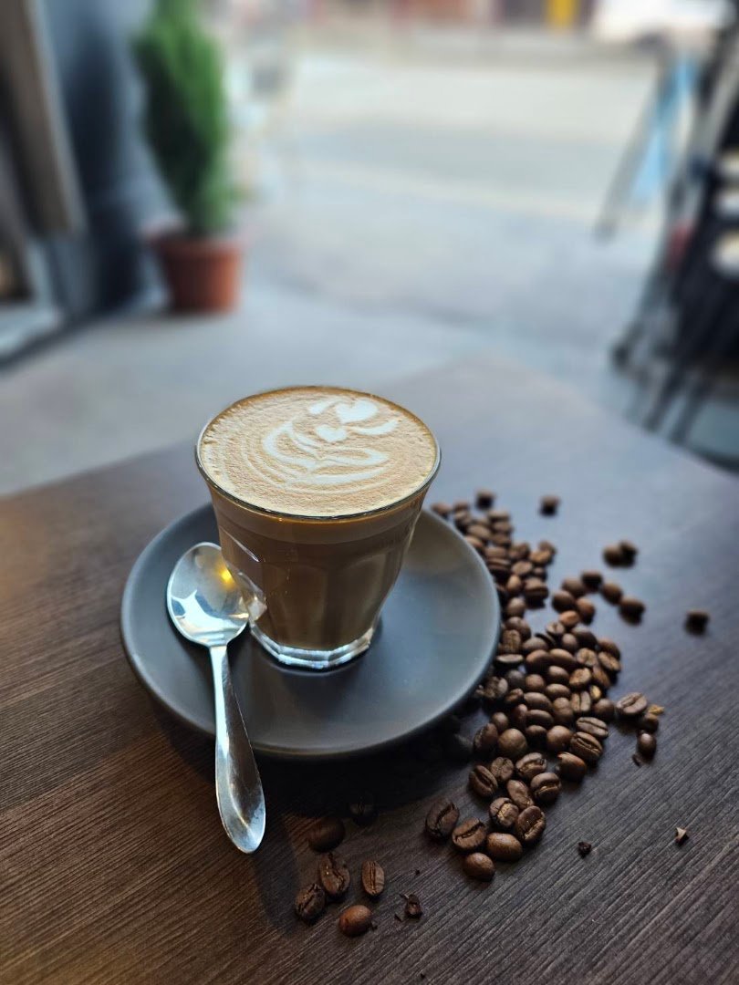 Hug Cafe specialty coffee shop in Sydney - photo 2