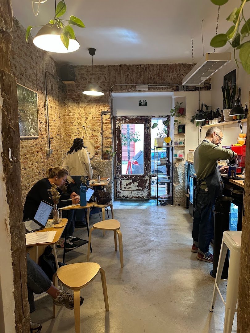 Siniestro Café de Especialidad | Specialty Coffee Madrid specialty coffee shop in Madrid - photo 3