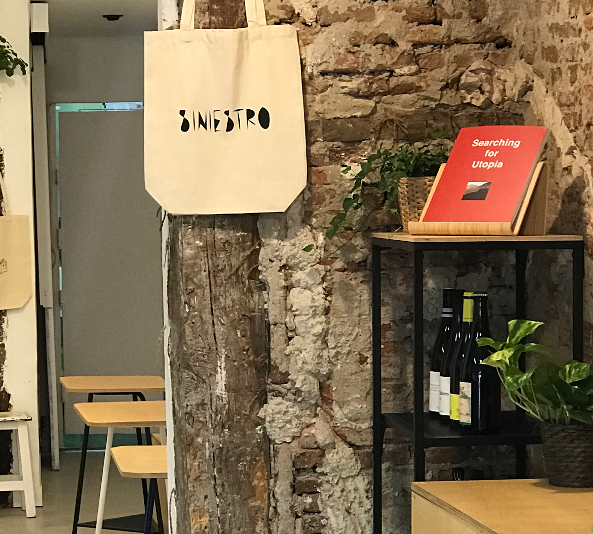 Siniestro Café de Especialidad | Specialty Coffee Madrid specialty coffee shop in Madrid - photo 5