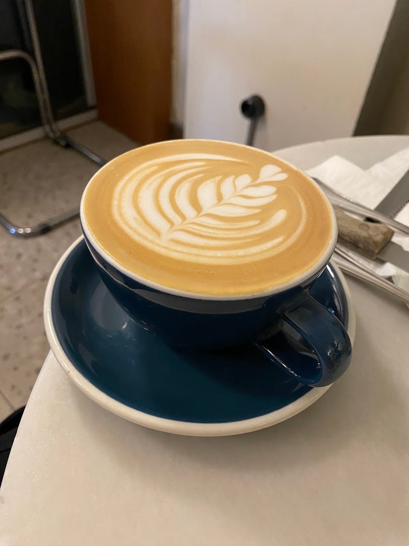 Collective specialty coffee shop in Istanbul - photo 4