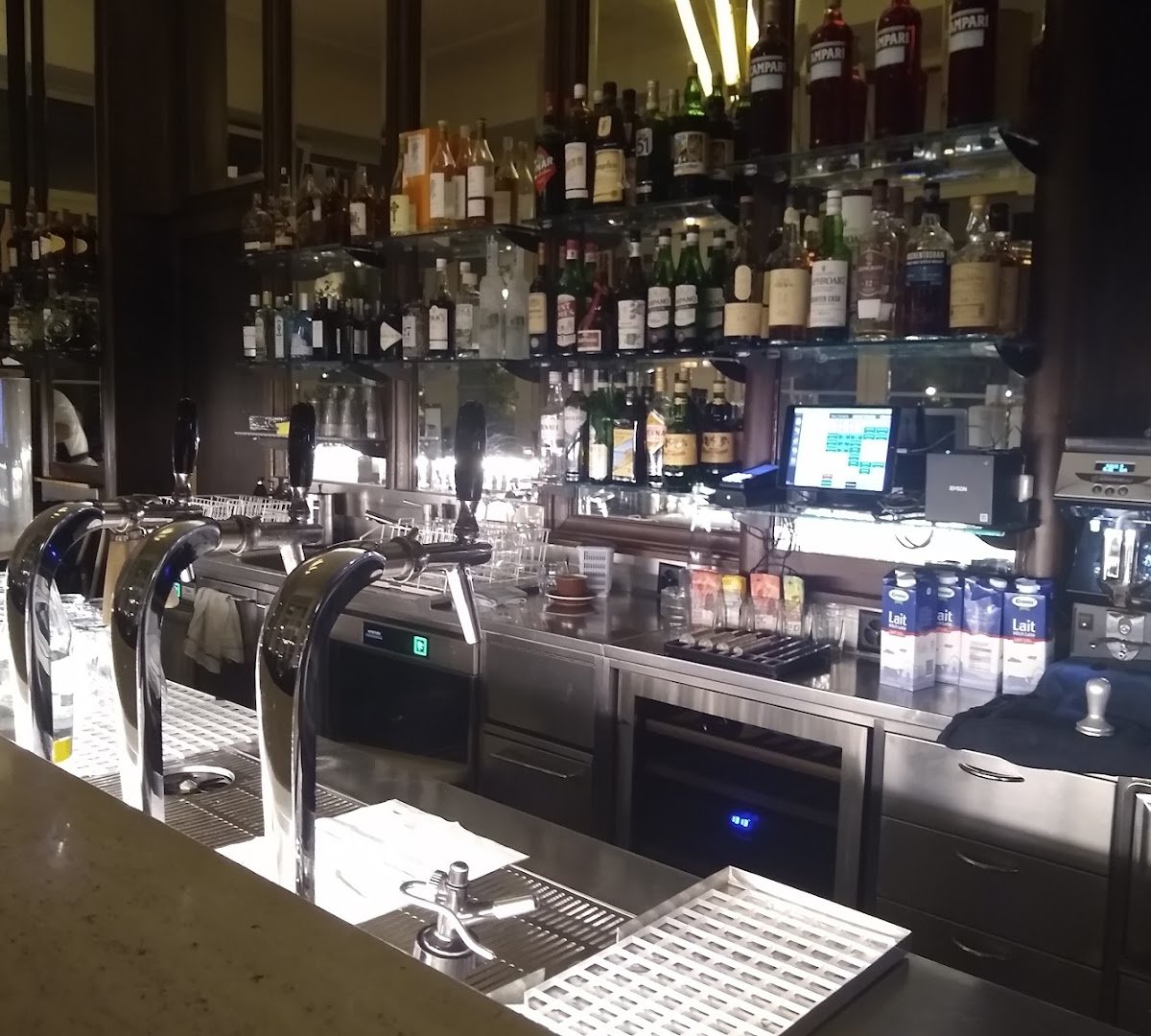 Interior of La Stanza, specialty coffee shop in Zurich