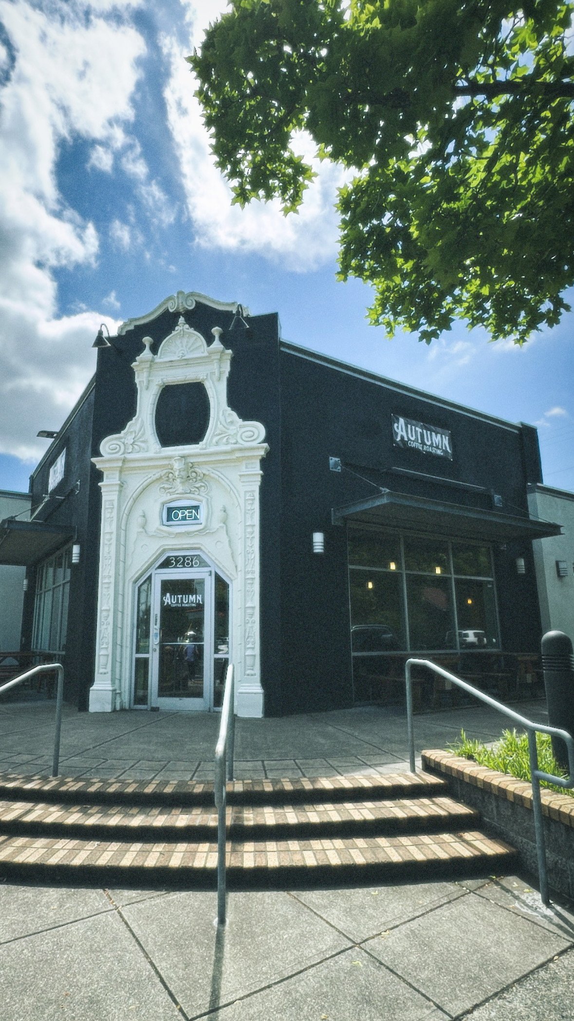 Autumn Coffee Roasting specialty coffee shop in Portland - photo 2