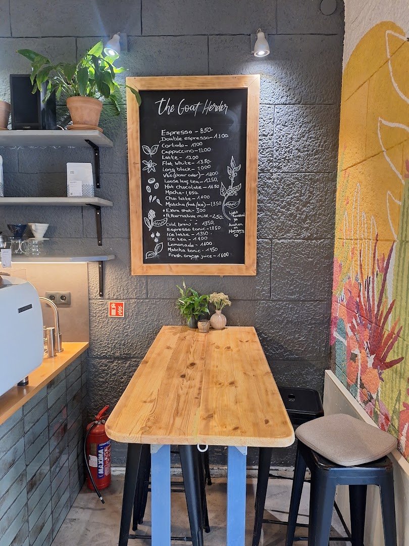 The Goat Herder specialty coffee shop in Budapest - photo 10