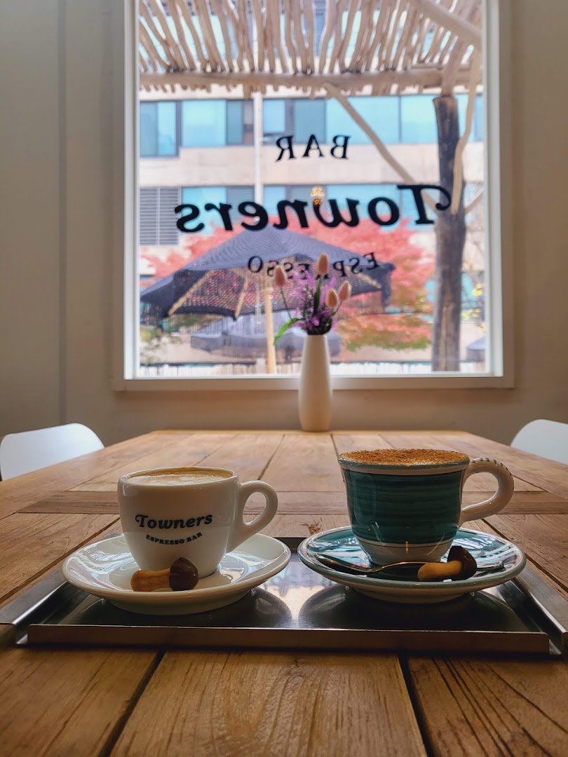 Coffee at Towners Espresso Bar, specialty coffee shop in Seoul