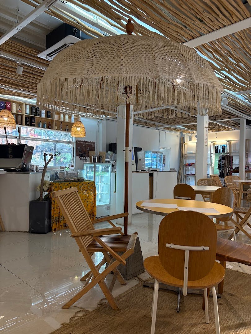 Interior of Towners Espresso Bar, specialty coffee shop in Seoul