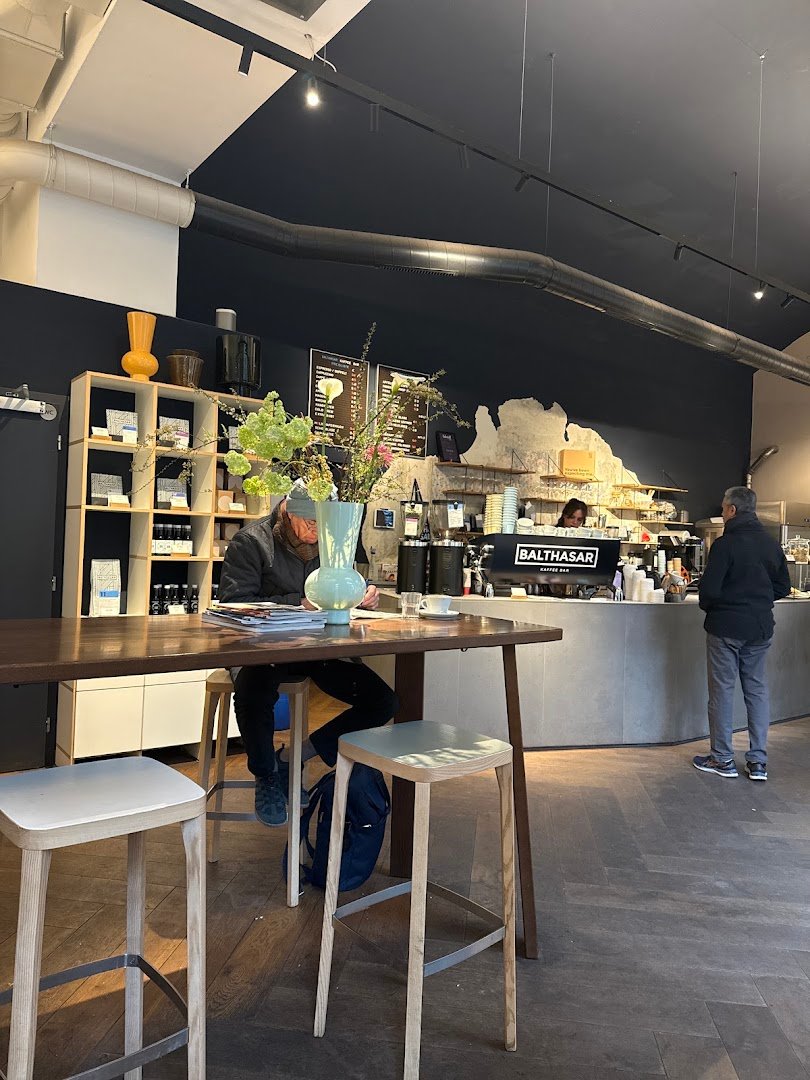 Interior of Balthasar Coffee Bar, specialty coffee shop in Vienna