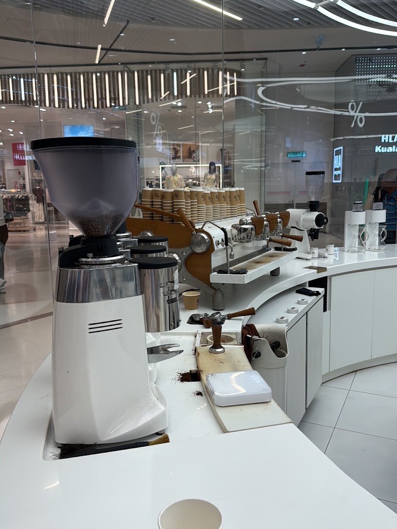 % Arabica Kuala Lumpur The Exchange TRX specialty coffee shop in Kuala Lumpur - photo 8