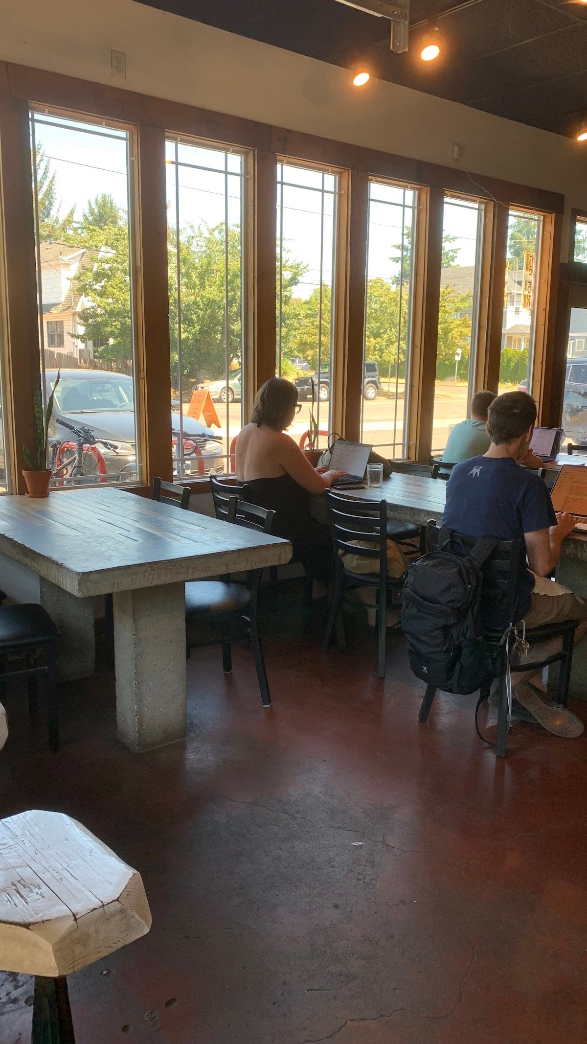 Cathedral Coffee specialty coffee shop in Portland - photo 8