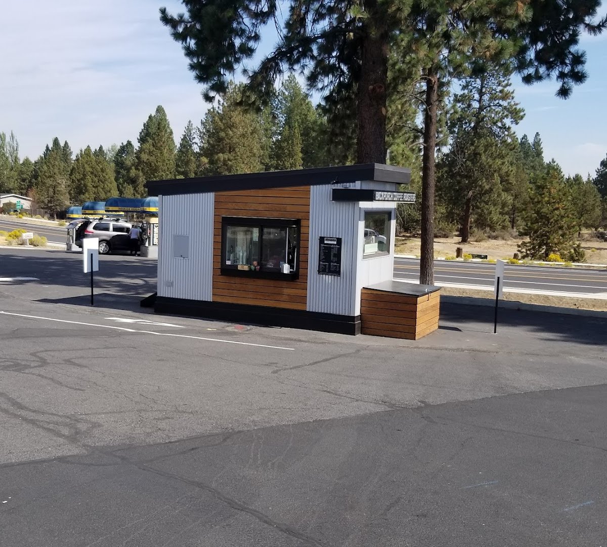 Backporch Coffee Roasters - Drive Up specialty coffee shop in Bend - photo 7