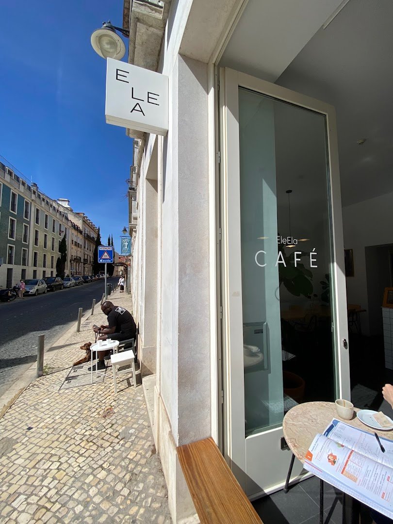 Storefront of Ele Ela Café, specialty coffee shop in Lisbon