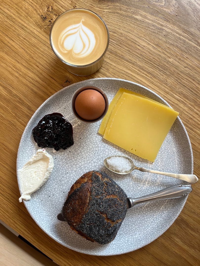 Coffee at Solo bakery, specialty coffee shop in Prague
