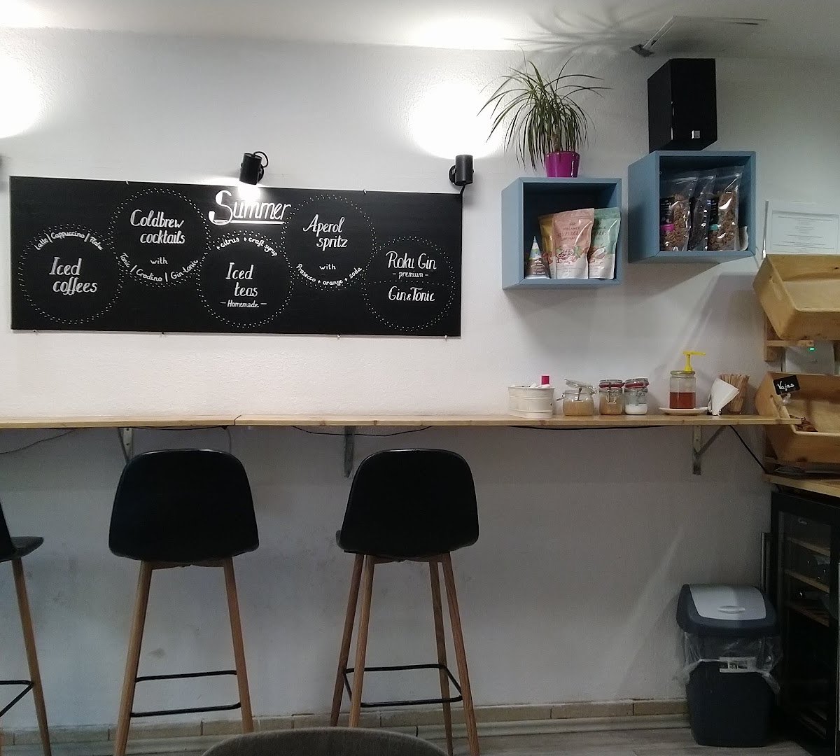 Addicted2Caffeine specialty coffee shop in Budapest - photo 15