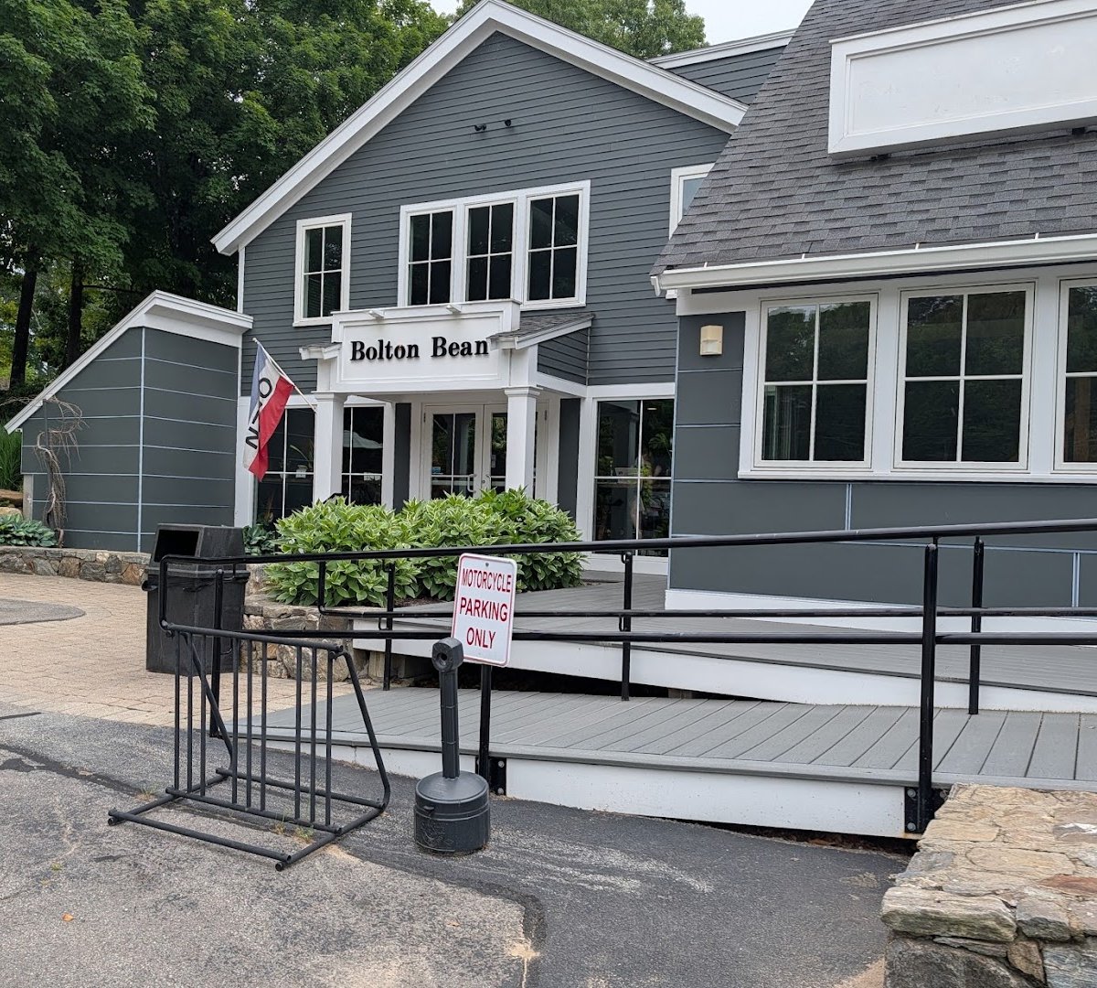 Storefront of Bolton Bean, specialty coffee shop in Worcester