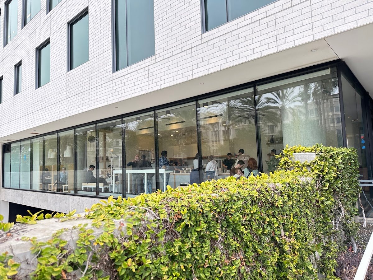 Blue Bottle Coffee specialty coffee shop in Los Angeles - photo 4