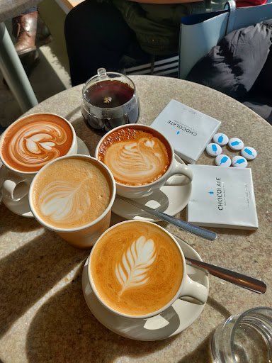 Blue Bottle Coffee specialty coffee shop in Los Angeles - photo 10